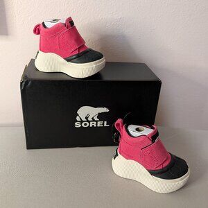 Sorel Toddlers Pink and Black Out N About Waterproof Snow Boot Shoes Size 5T